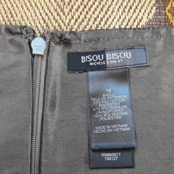 Bisou Bisou Plus Bronze Metallic Satin Skirt with Black Crinoline - Picture 7 of 7